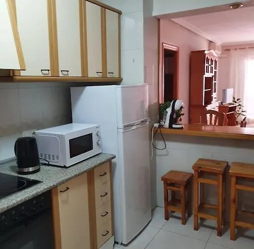 Spanish Style Apartment Near The Beach