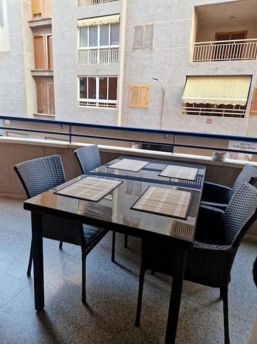 Apartment Spanish Style Near The Torrevieja